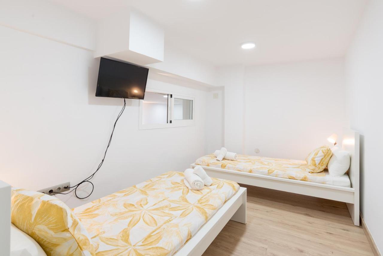 Duplex Cienfuegos II & Old Town By Ele Apartments มาลากา ภายนอก รูปภาพ