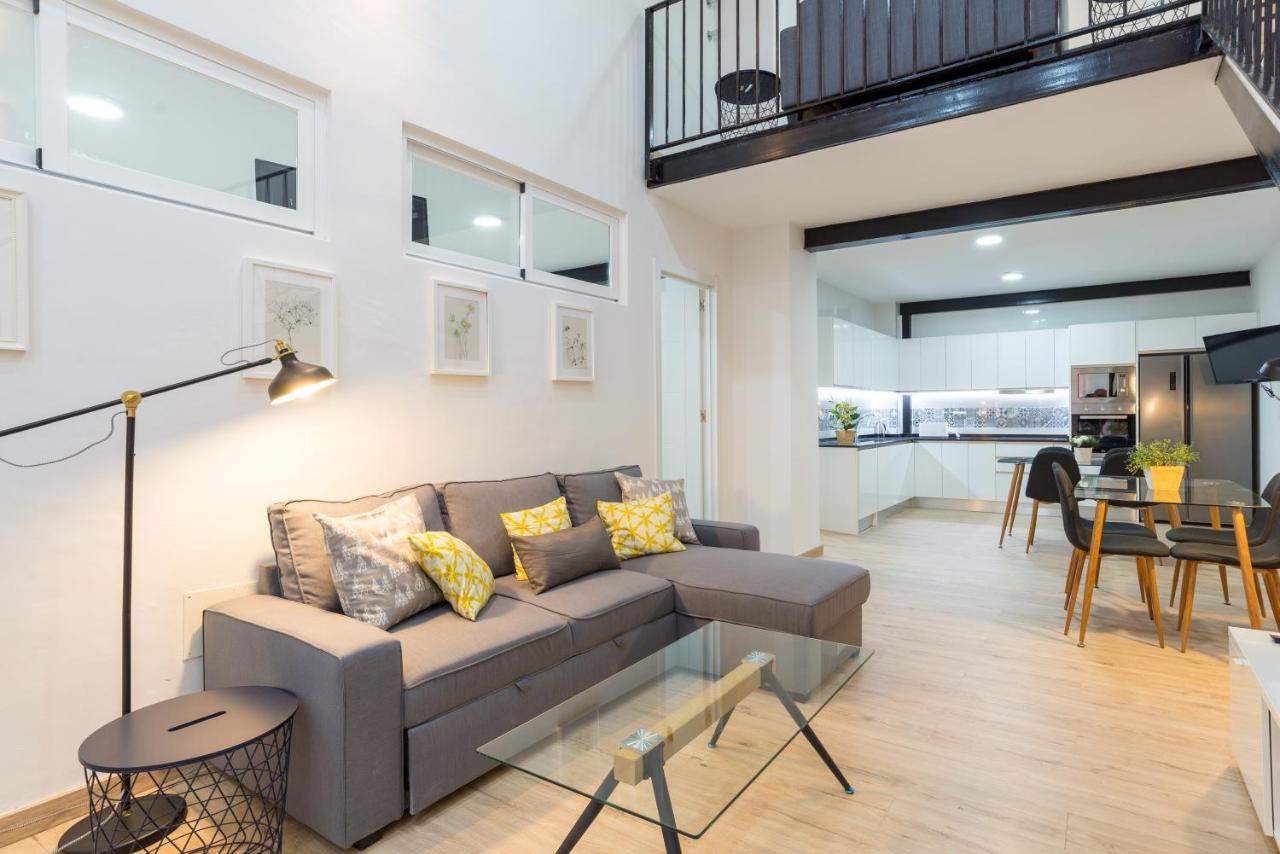Duplex Cienfuegos II & Old Town By Ele Apartments มาลากา ภายนอก รูปภาพ