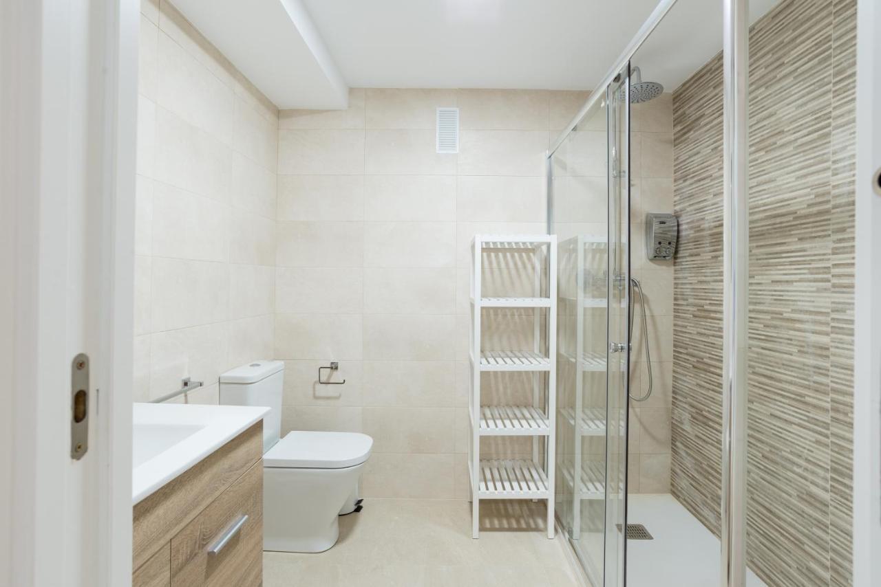 Duplex Cienfuegos II & Old Town By Ele Apartments มาลากา ภายนอก รูปภาพ