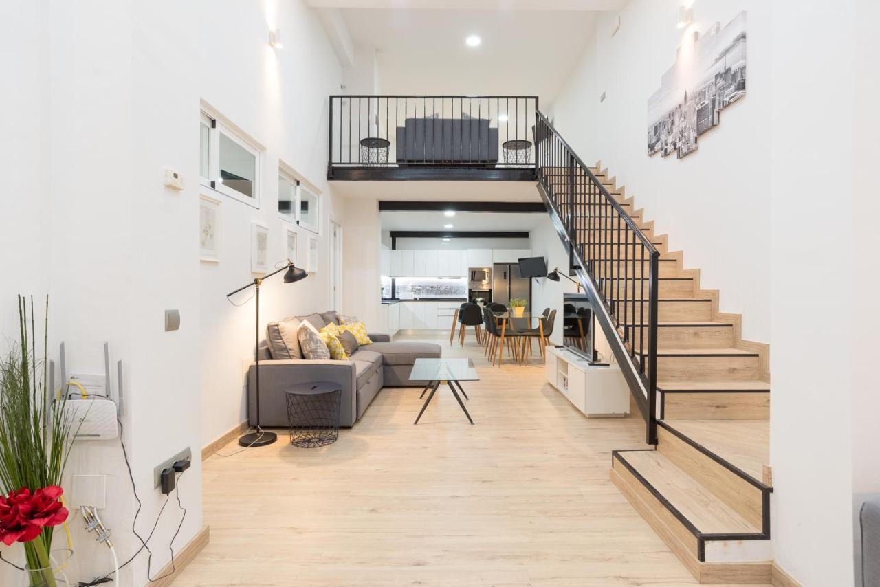 Duplex Cienfuegos II & Old Town By Ele Apartments มาลากา ภายนอก รูปภาพ